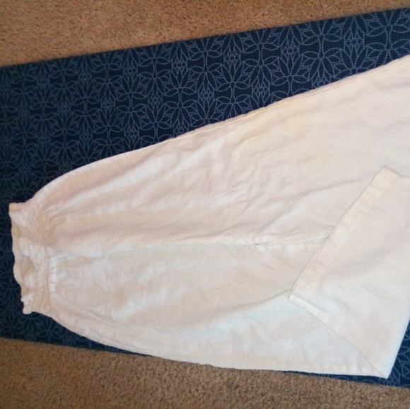 Beautiful Linen pants - Picture 3 of 3